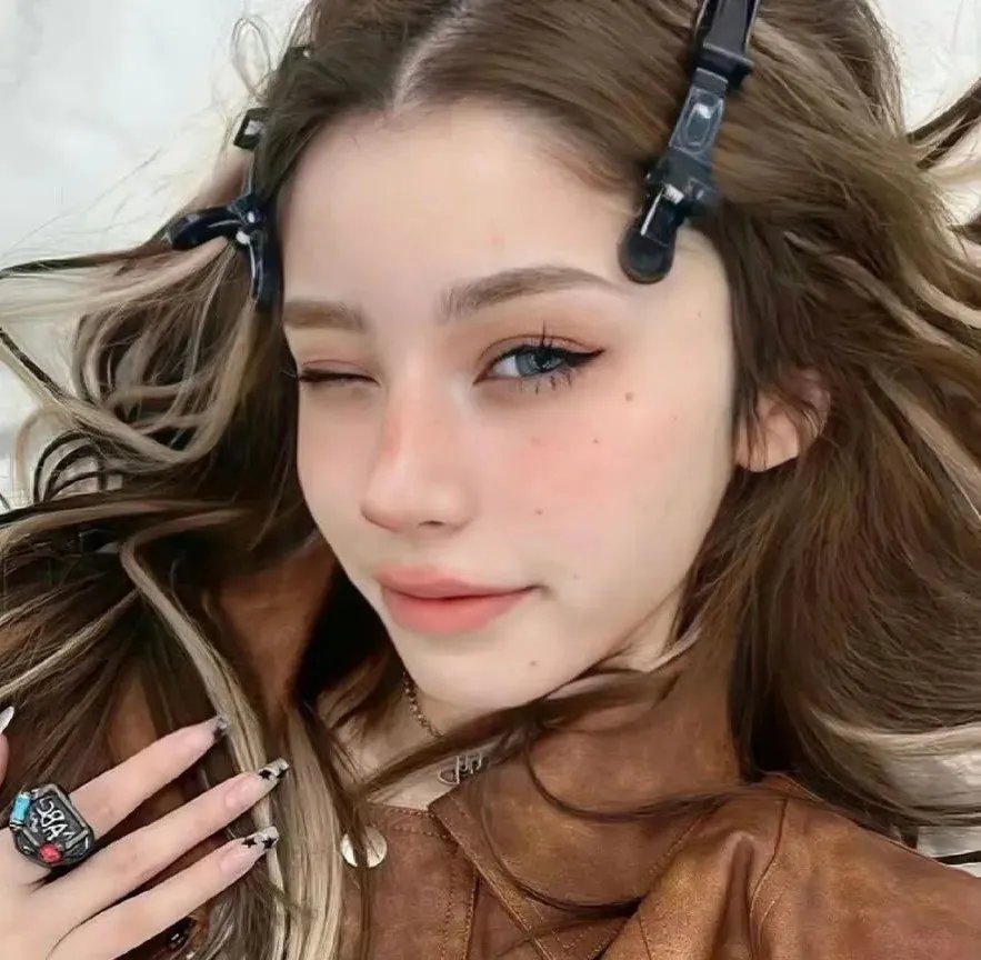 陪她一会儿