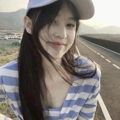 采蘑菇的夫妻
